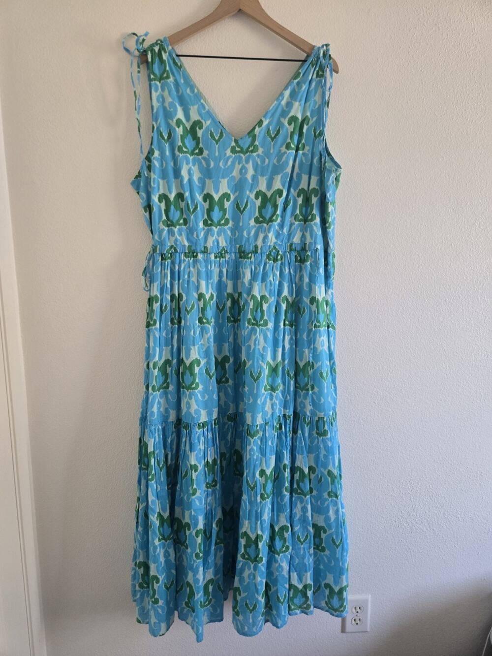 Talbots Ikat Print Medallion Tiered Maxi Dress Coastal Resort Travel Euro Summer